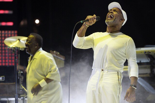 Frankie Beverly, penyanyi Maze yang menginspirasi generasi penggemar dengan antem-antem abadi, meninggal dunia pada usia 77 tahun